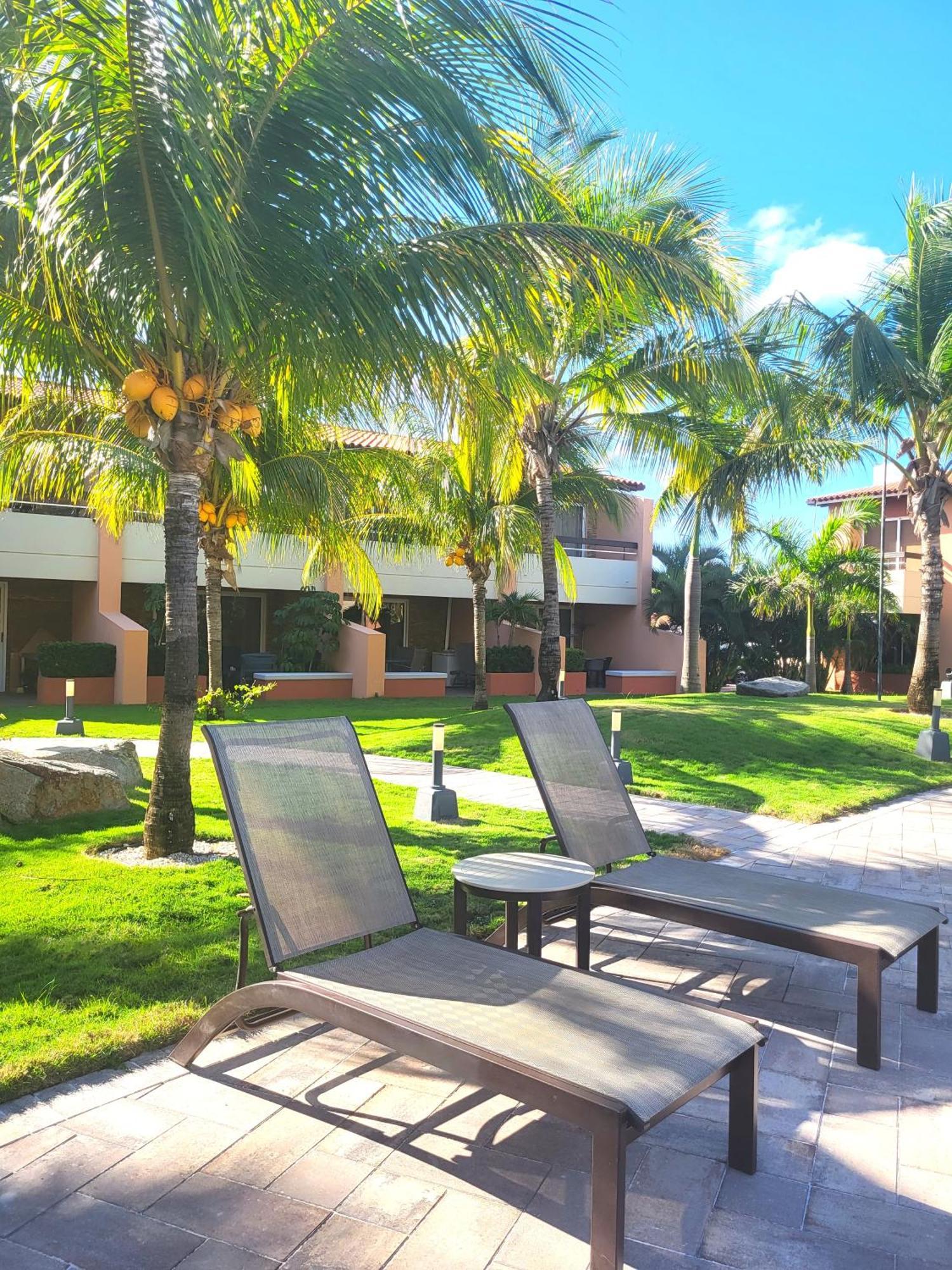 Eagle Beach Steps Away Home 棕榈滩 外观 照片